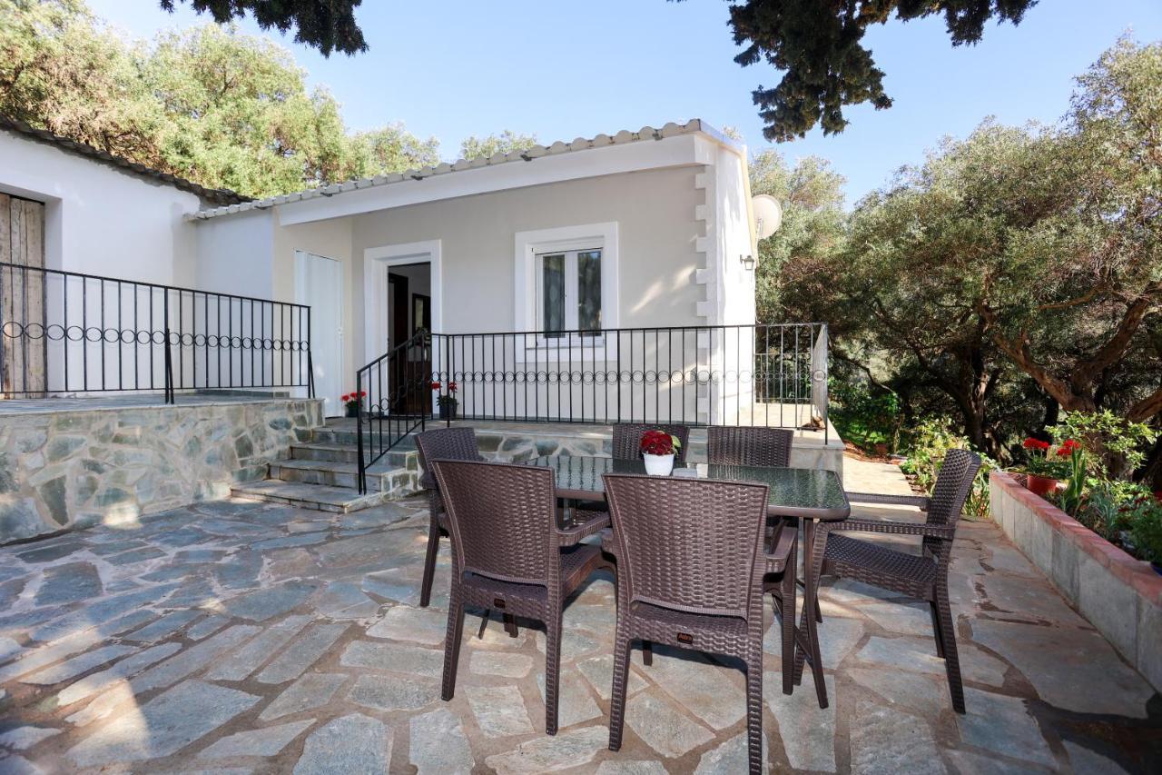 Amaryllis Seaview House By Guestcorfu Lägenhet Paramonas  Exteriör bild